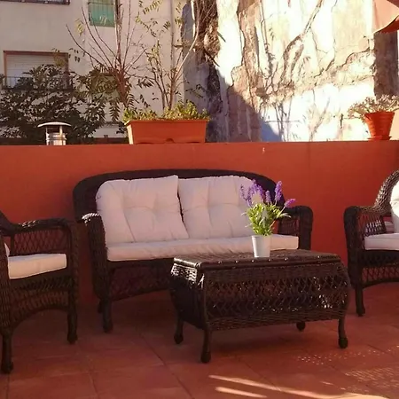 Charming In - 60 Sqm - Parking Included